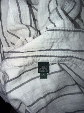 Wild Fable Striped Oversized Button Front Shirt Size Medium White Gray
